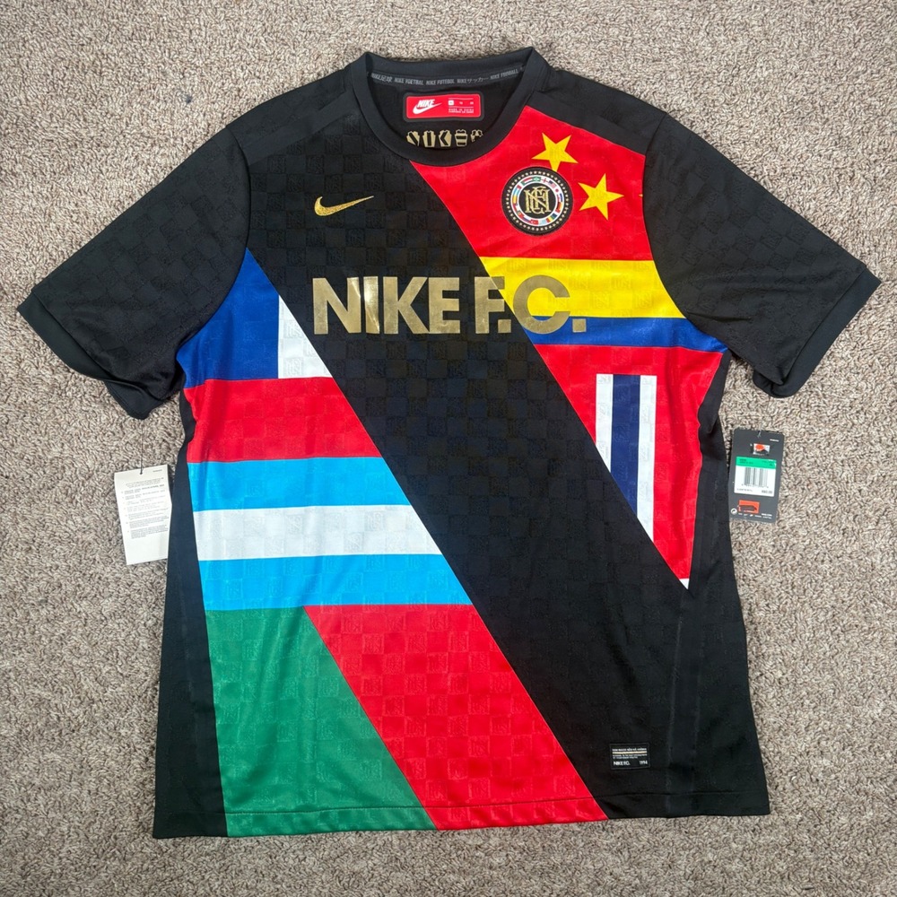 Nike FC Soccer Jersey Mens XL Black Multi Flag Patchwork 886872-012 NWT